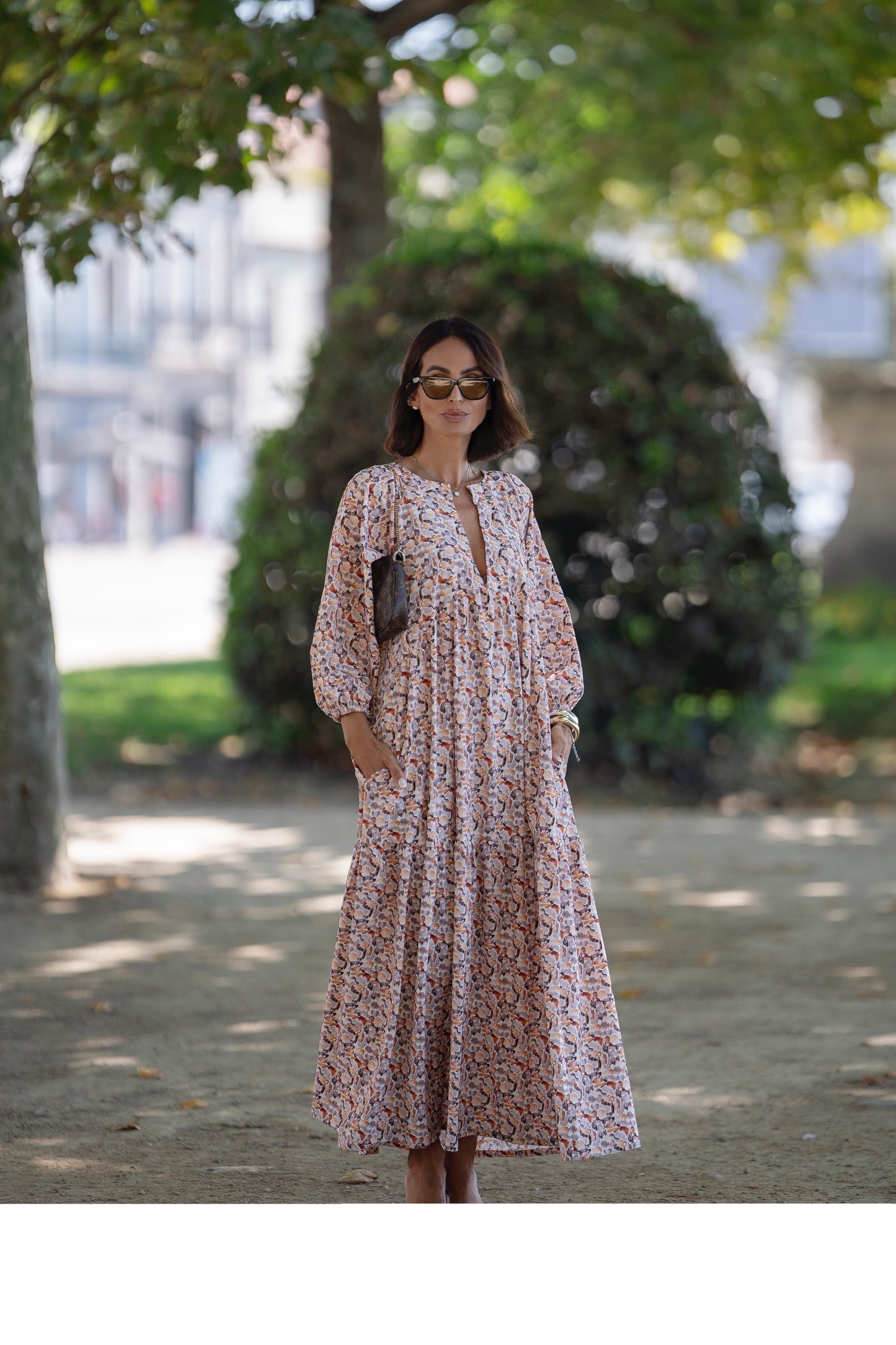 Vestido comprido com folho