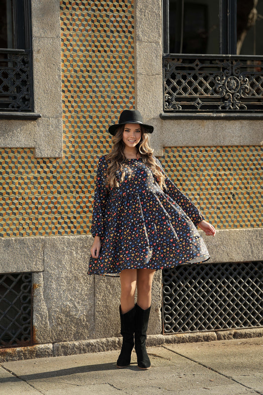 Vestido curto corações