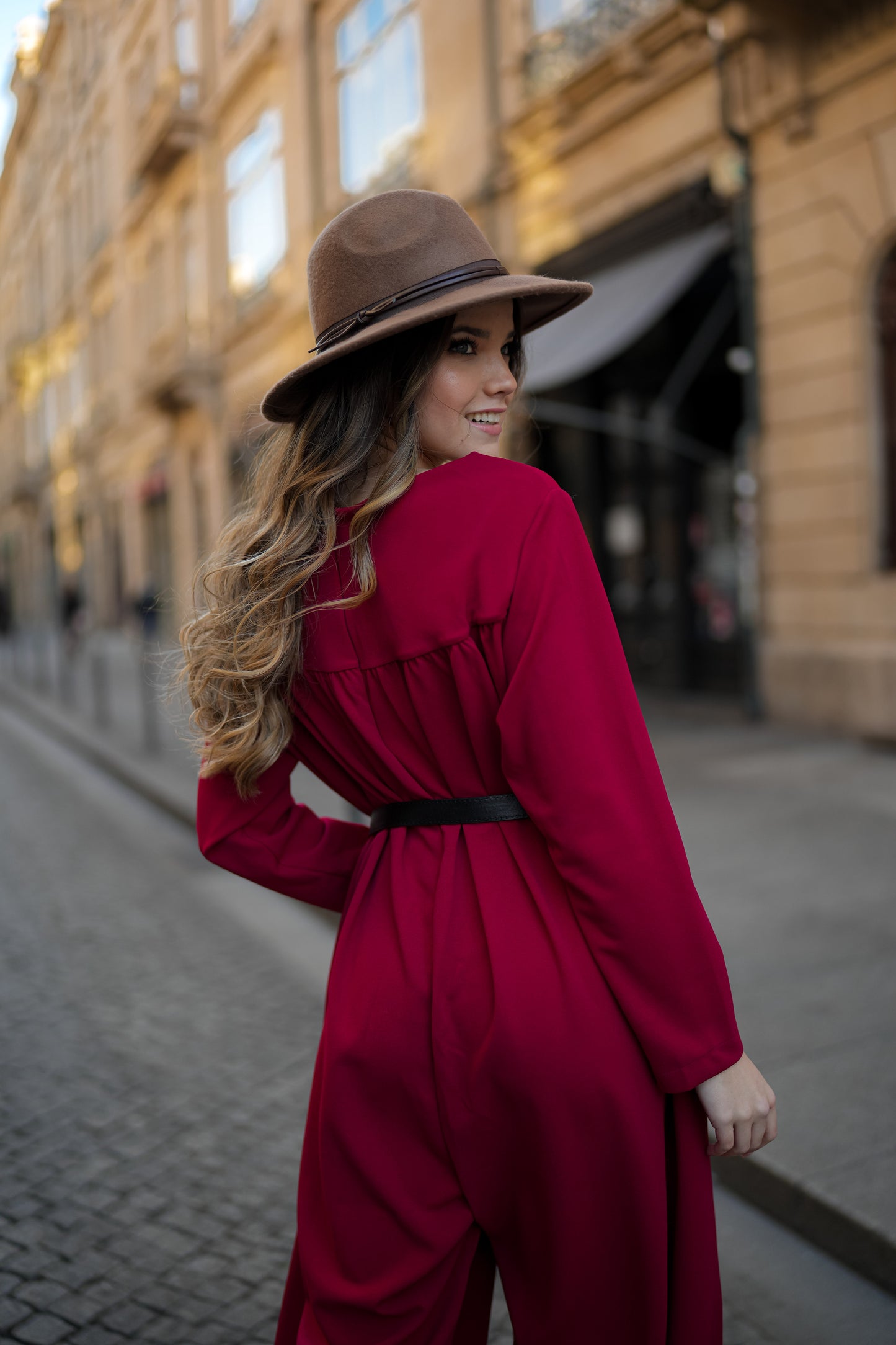 Macacão comprido com fecho