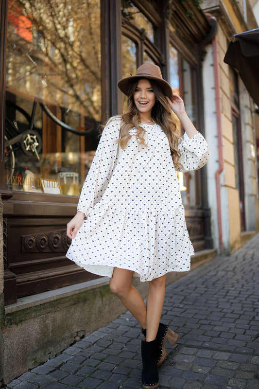 Vestido curto Corações