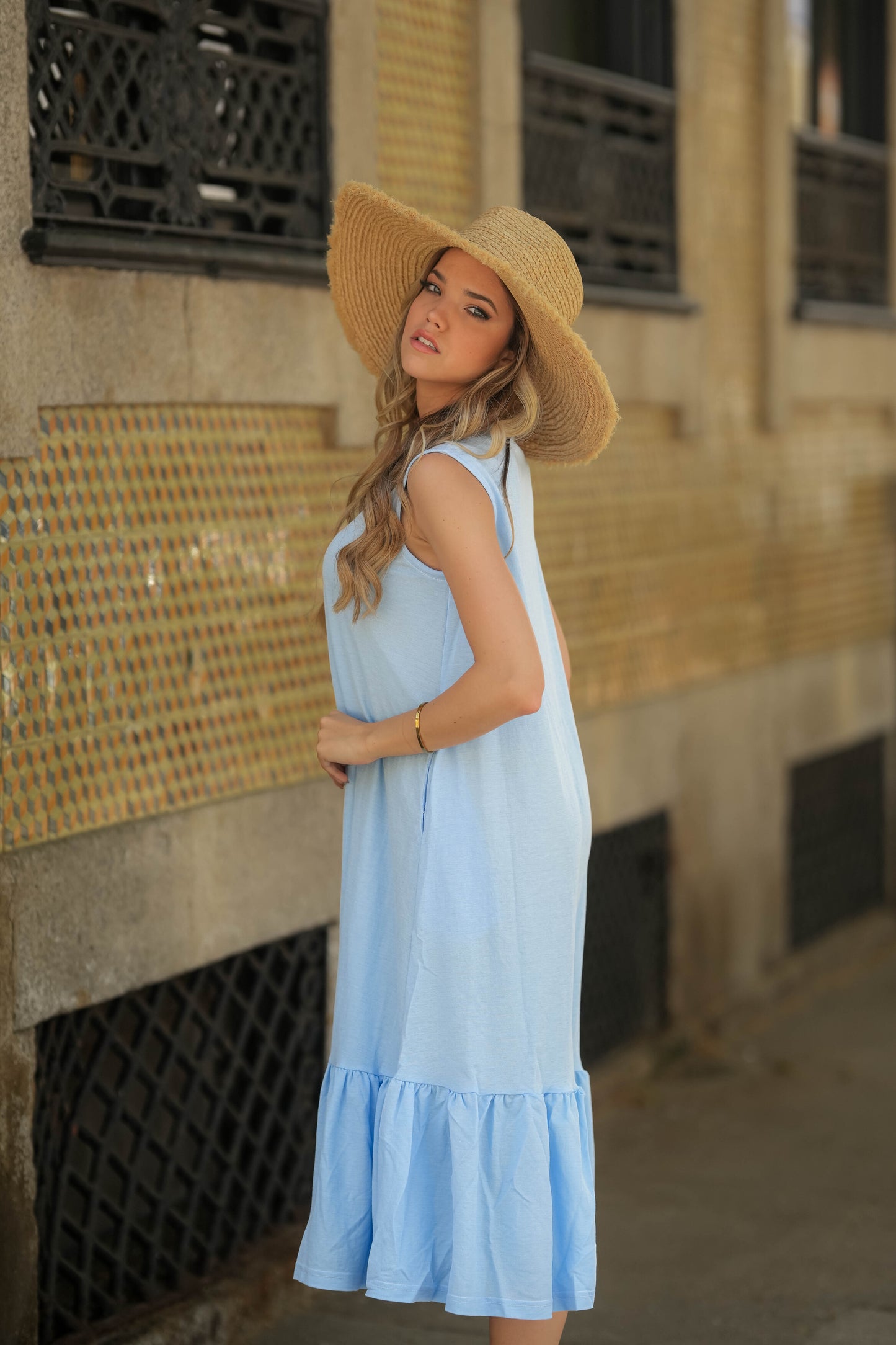 Robe avec volant