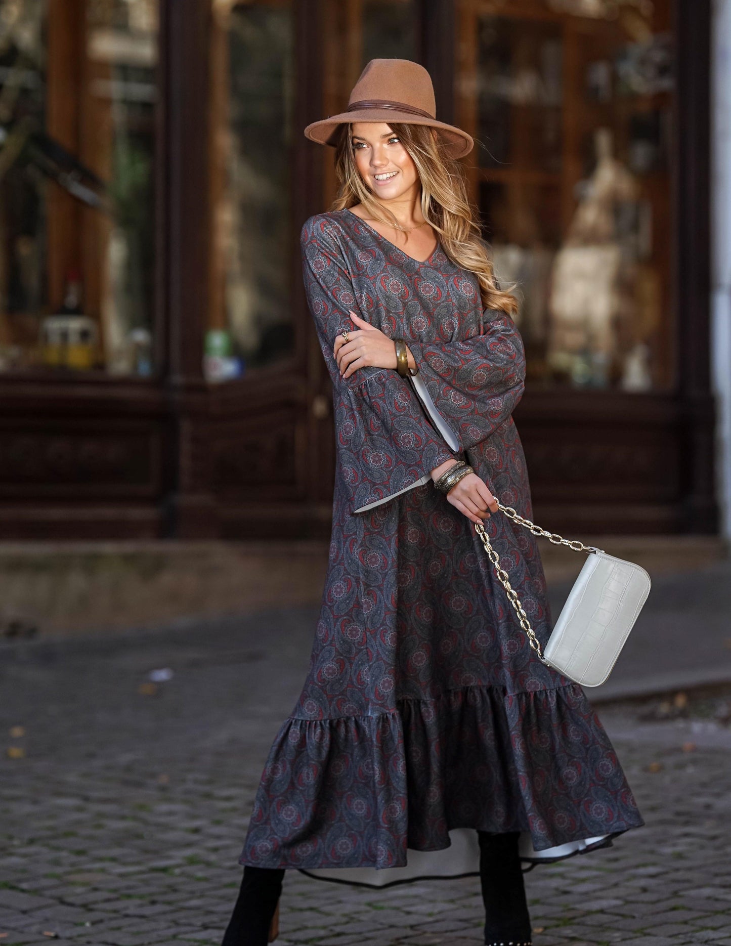 <transcy>Vestido largo estampado</transcy>