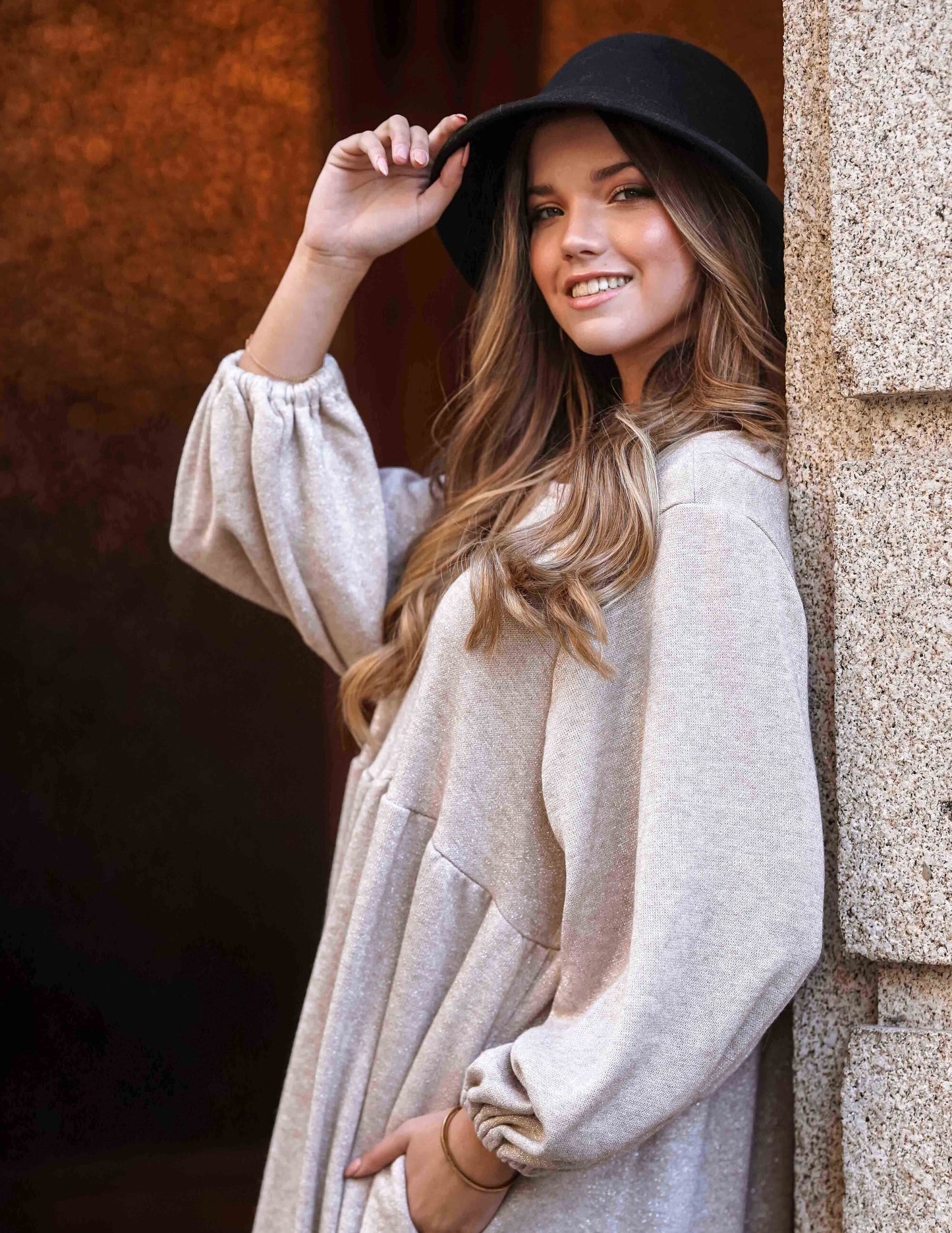 Vestido largo de rejilla con purpurina