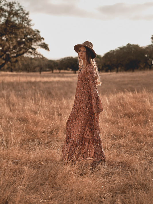 Long dress in floral mesh