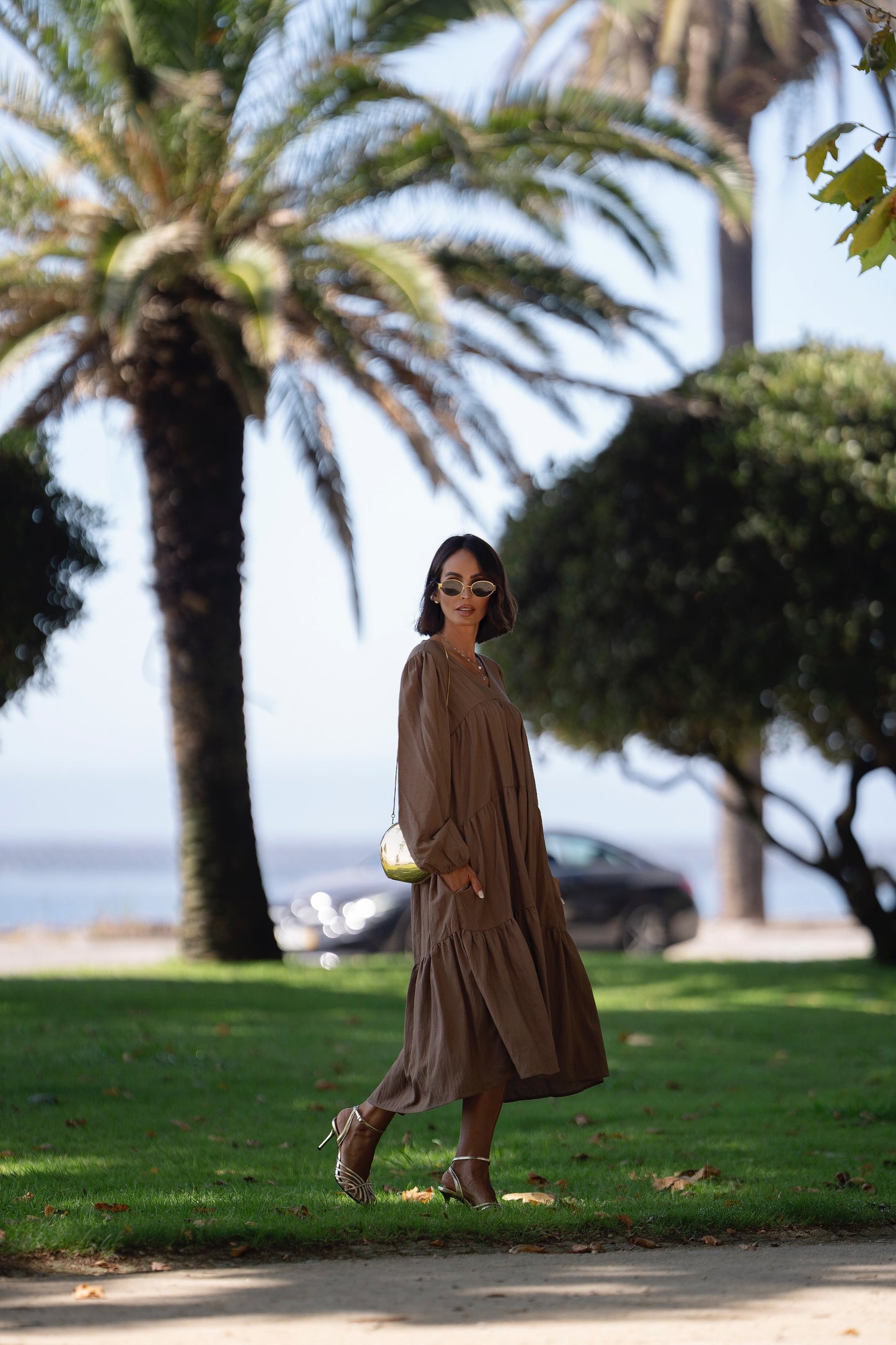 Vestido comprido castanho