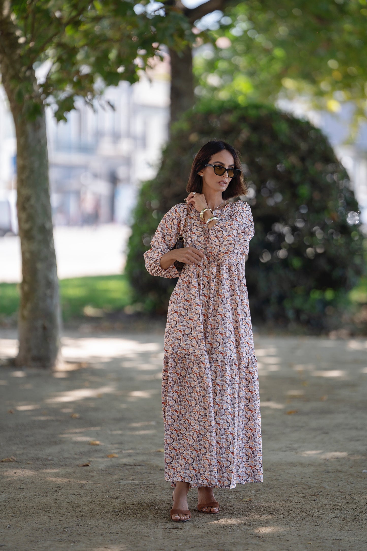 Vestido comprido com folho