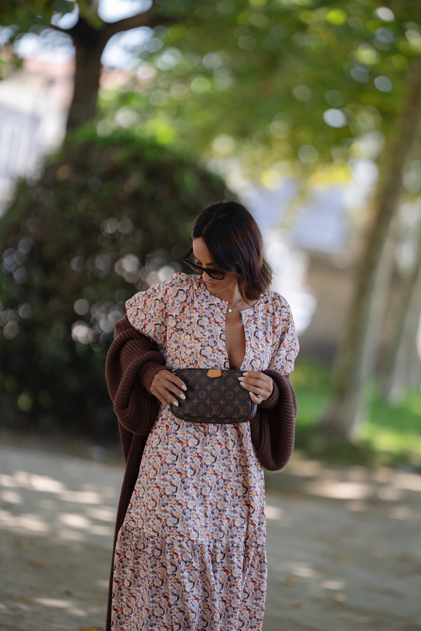 Abrigo largo de punto marrón