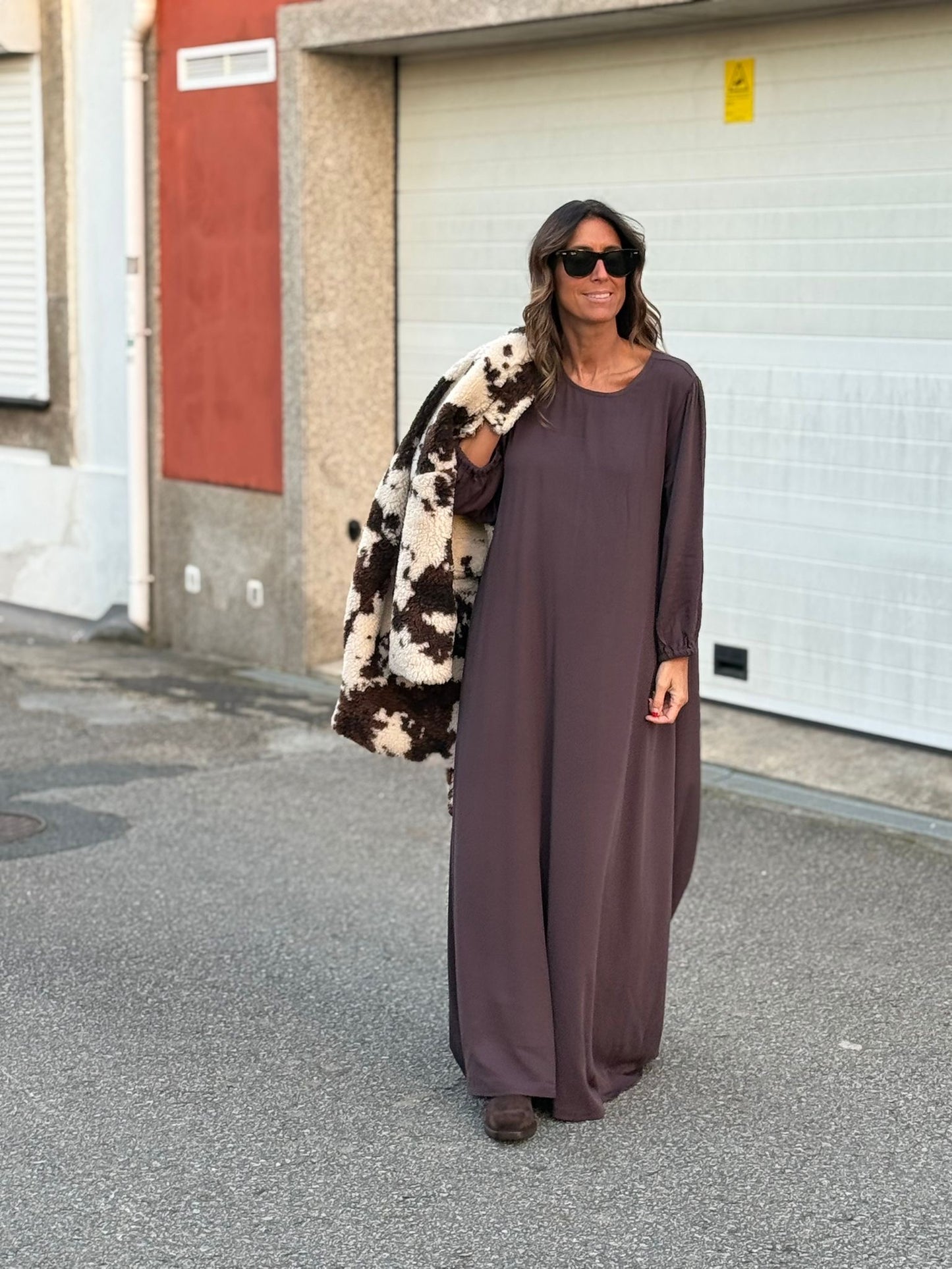 Vestido comprido em viscose castanho