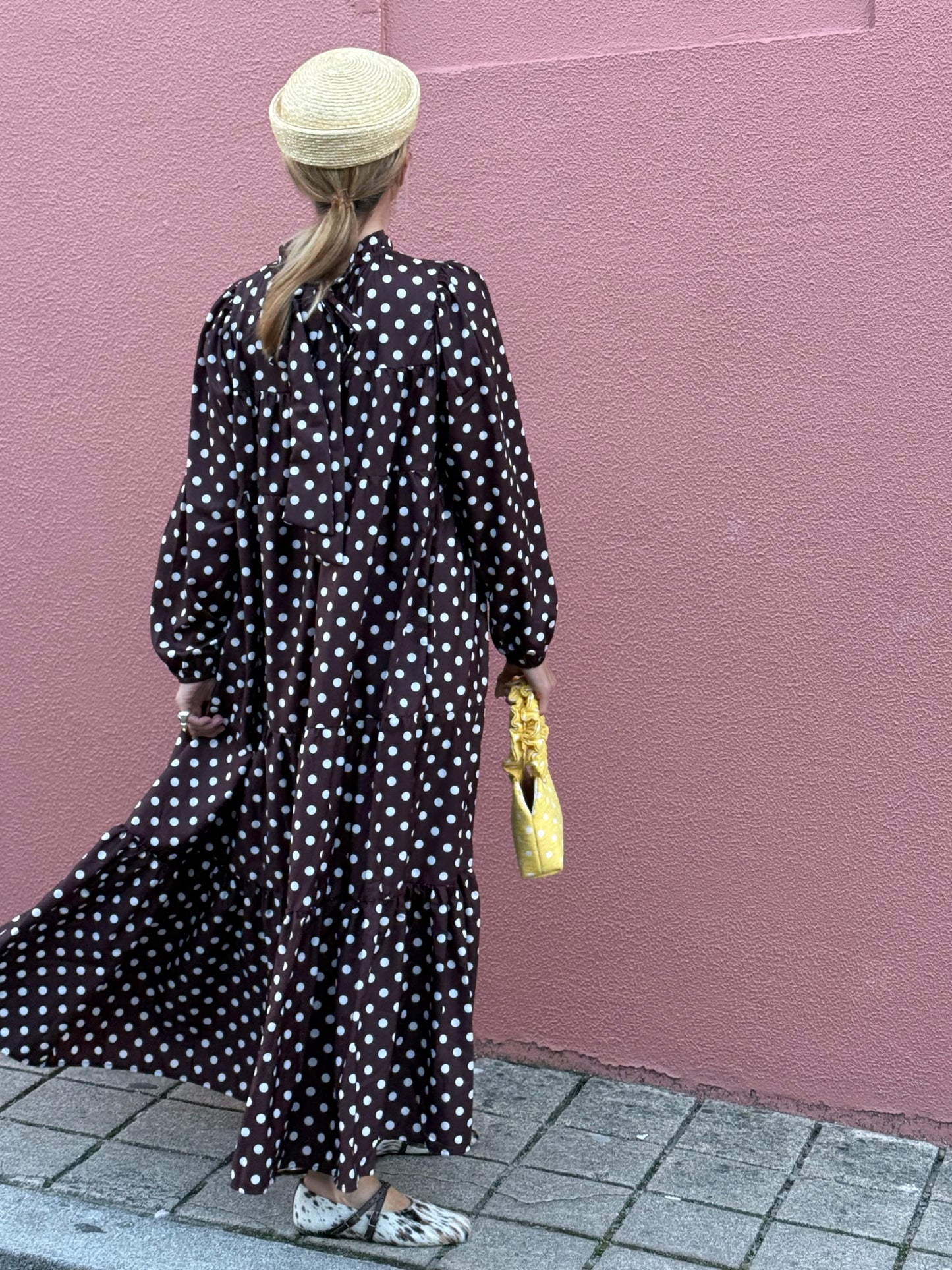 Vestido comprido com folhos