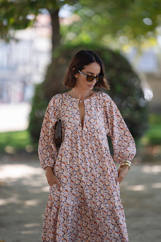 Vestido comprido com folho