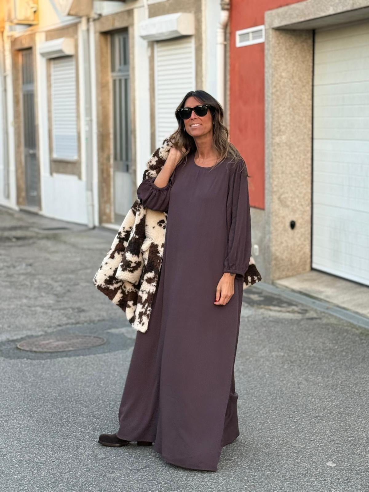 Vestido comprido em viscose castanho