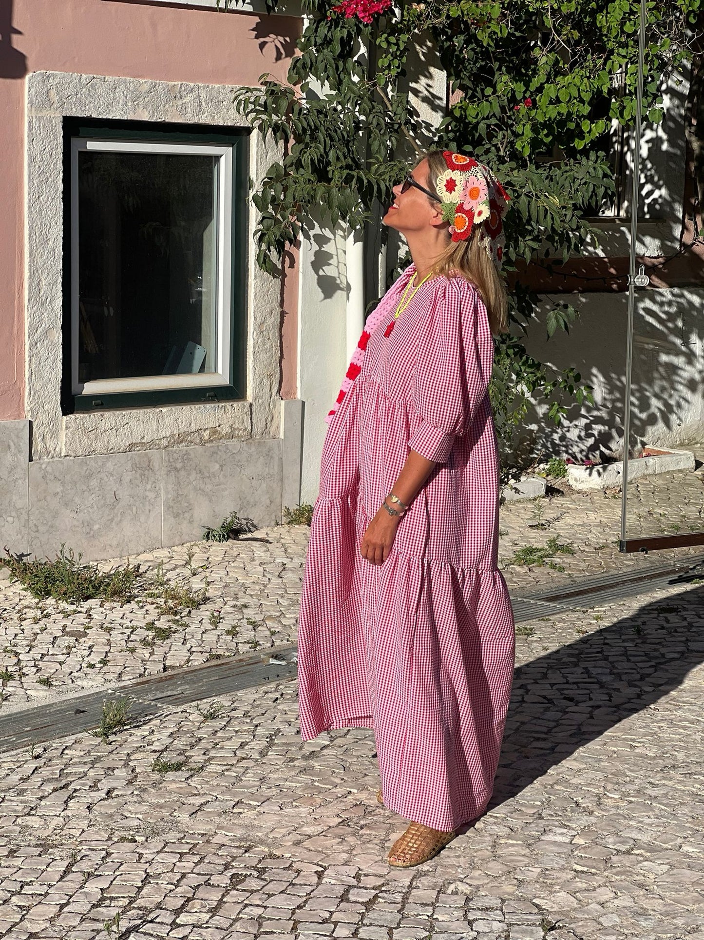 Vestido comprido com folho