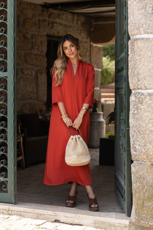 Mala bucket com efeito palha