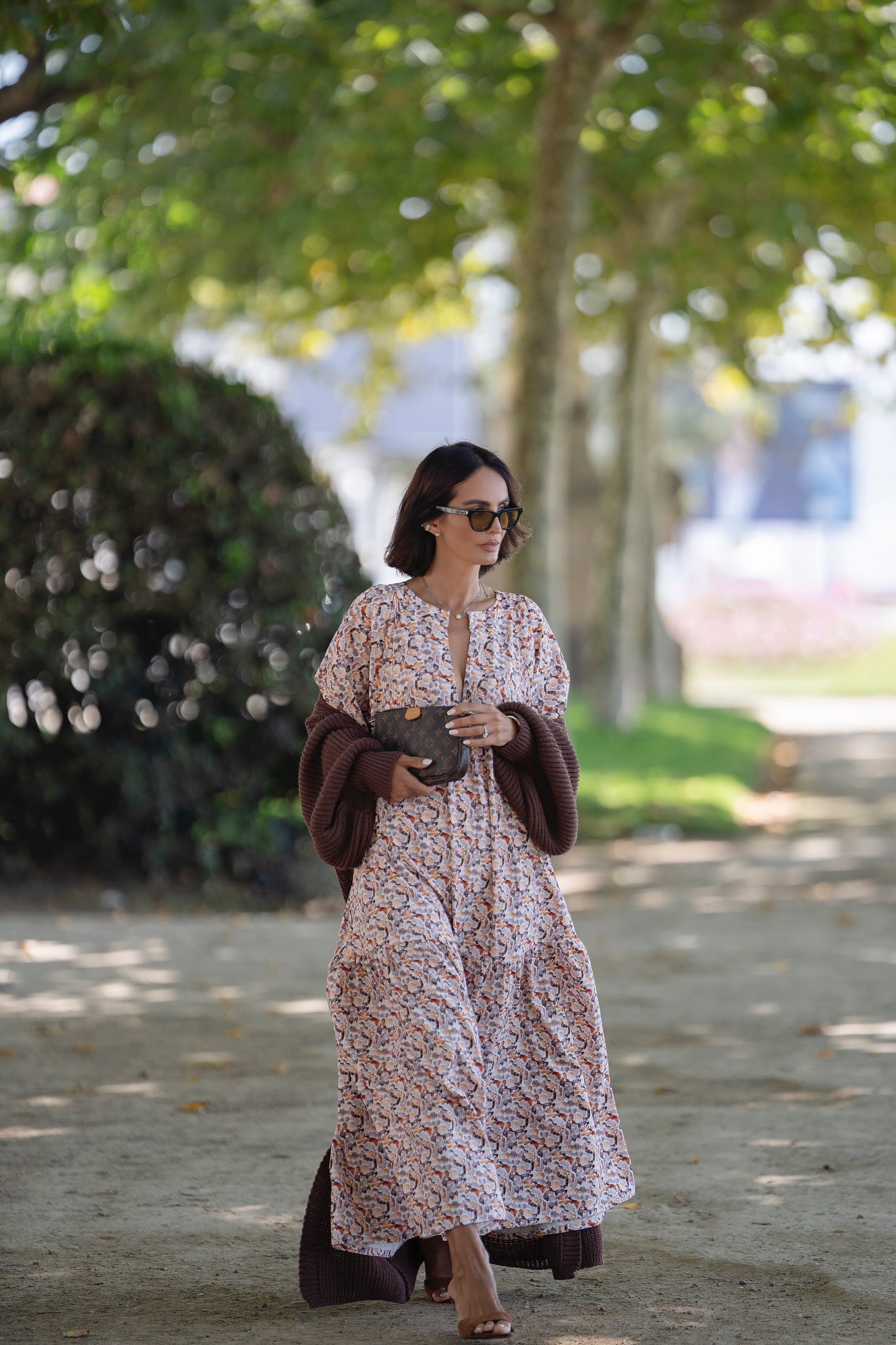 Vestido comprido com folho