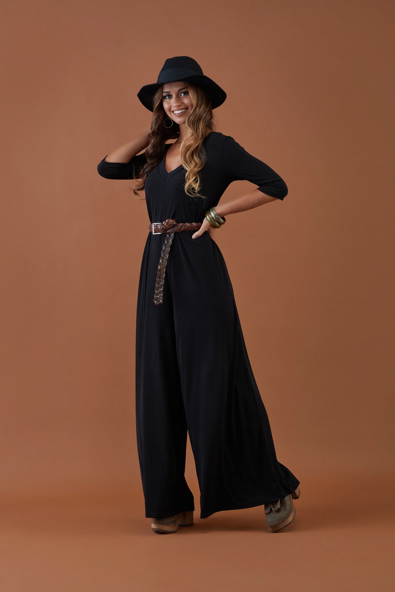 Long jumpsuit with narrow sleeves