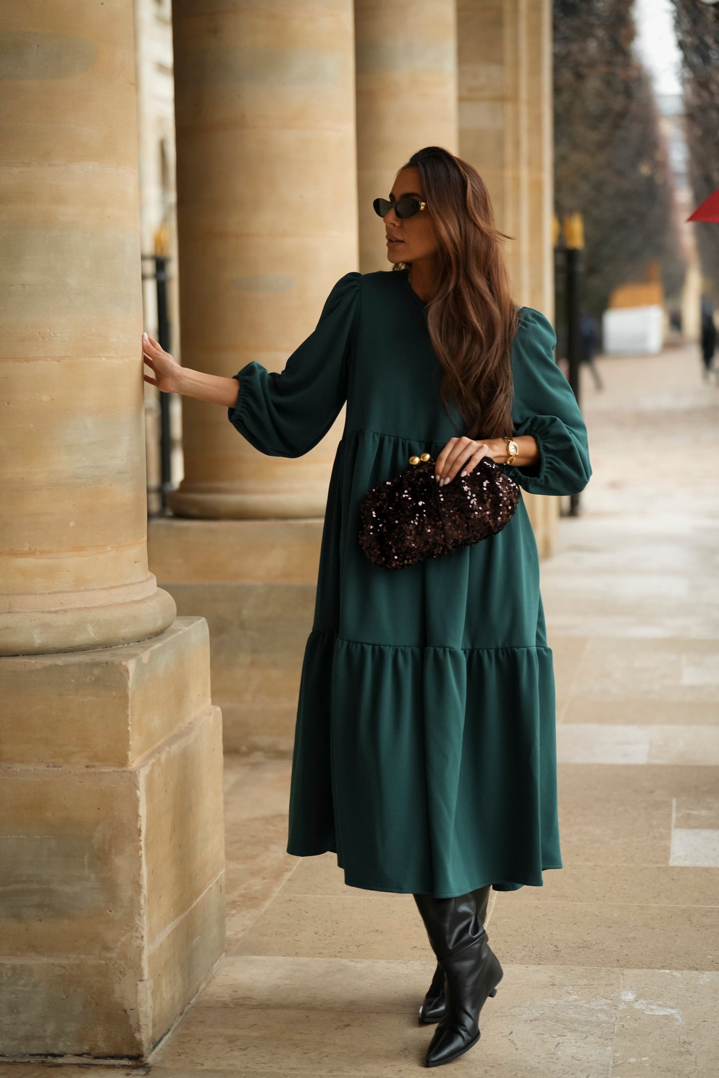 Vestido comprido com folhos em verde