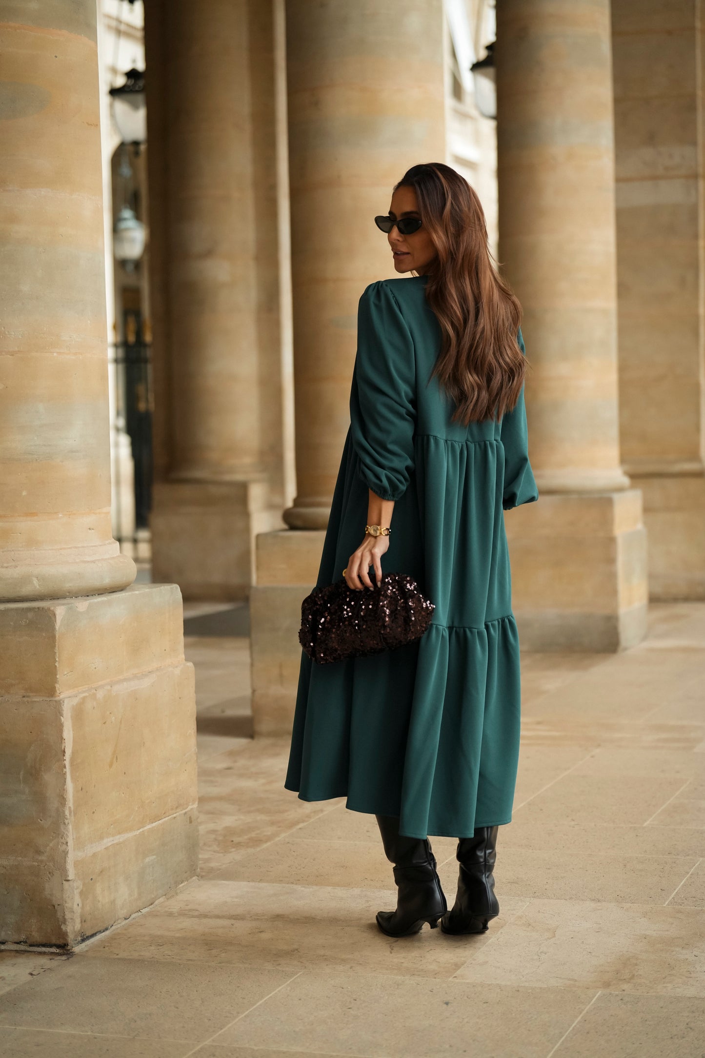 Vestido comprido com folhos em verde