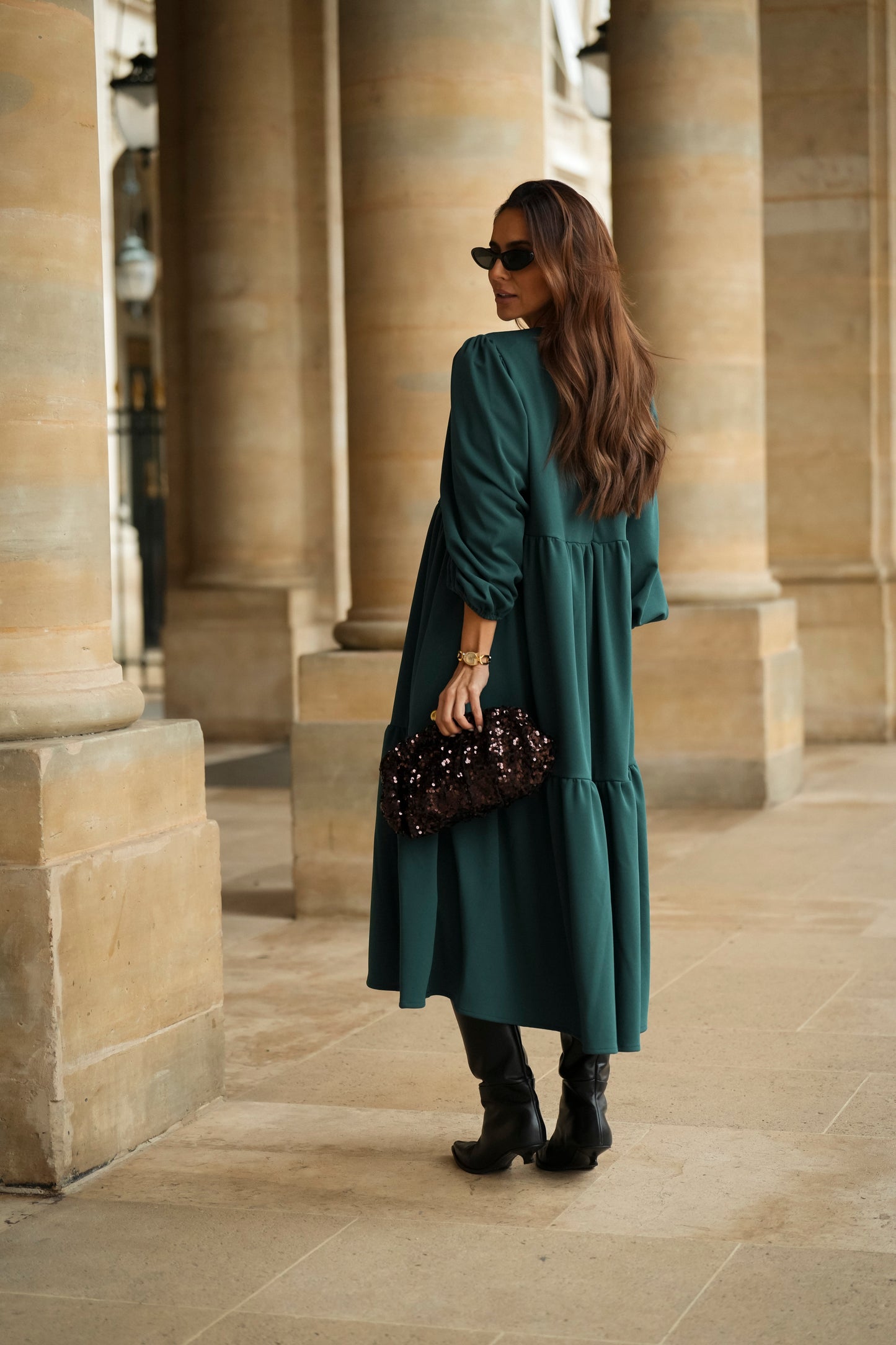 Vestido comprido com folhos em verde