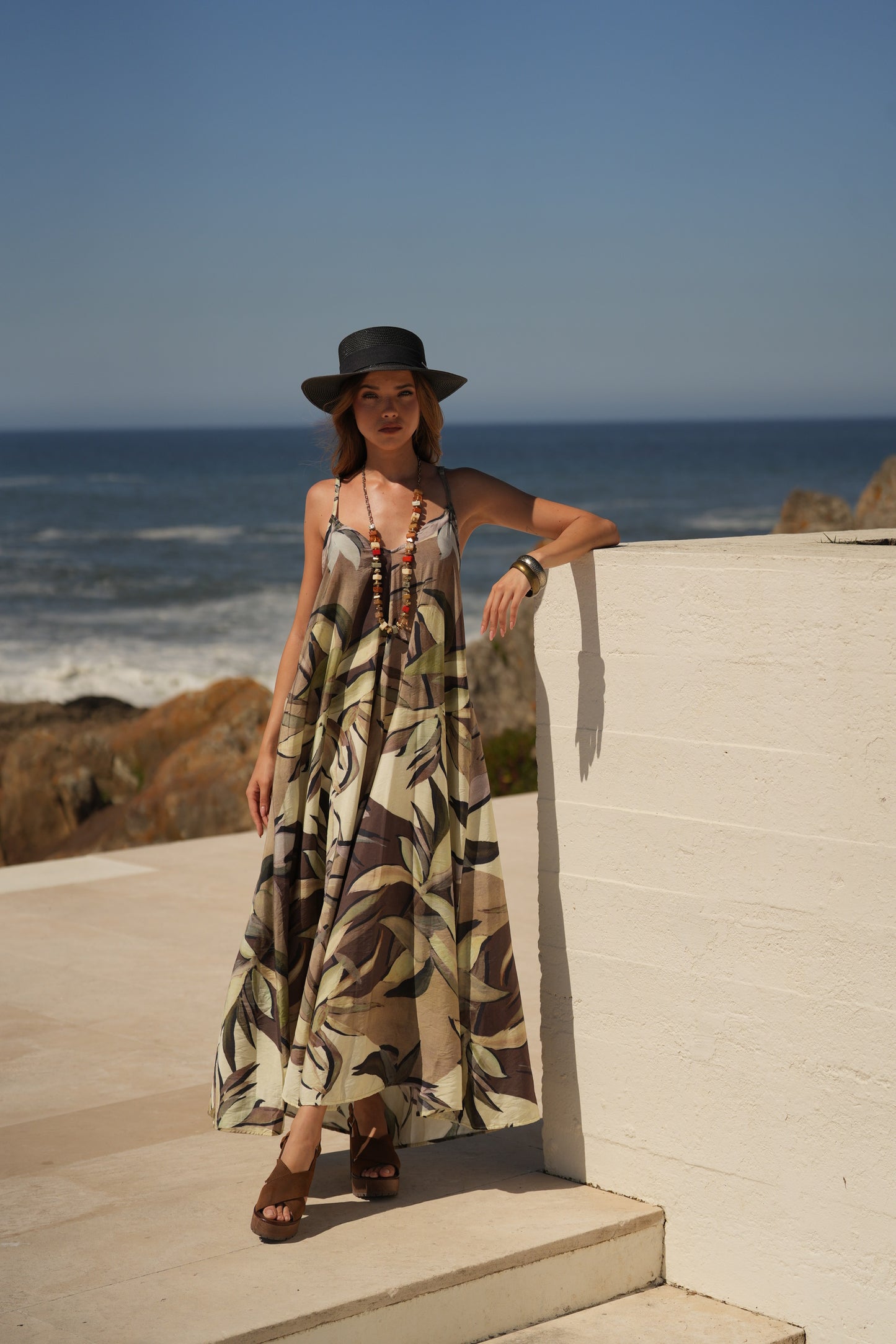Vestido de alças comprido estampado