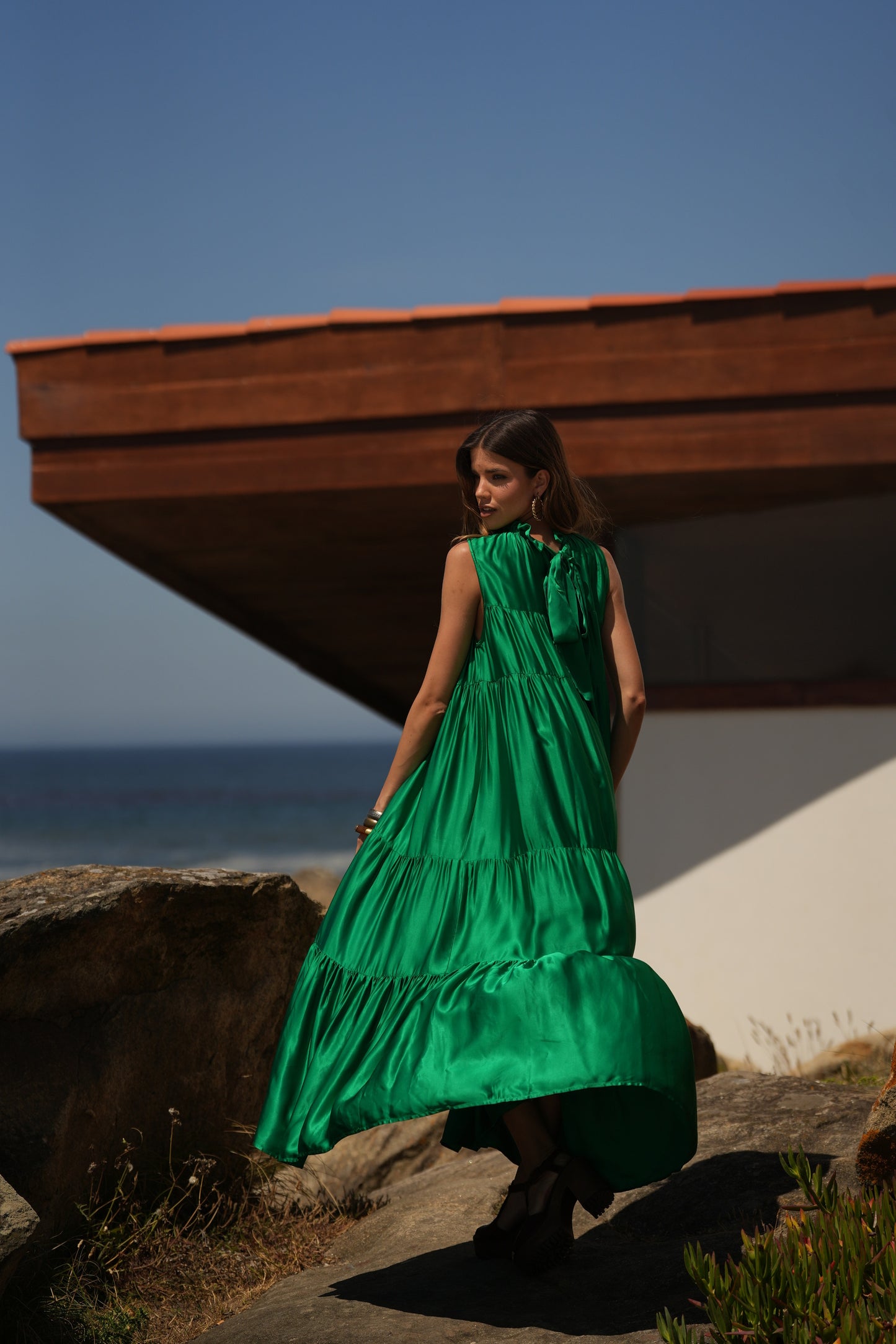 Vestido comprido em seda verde