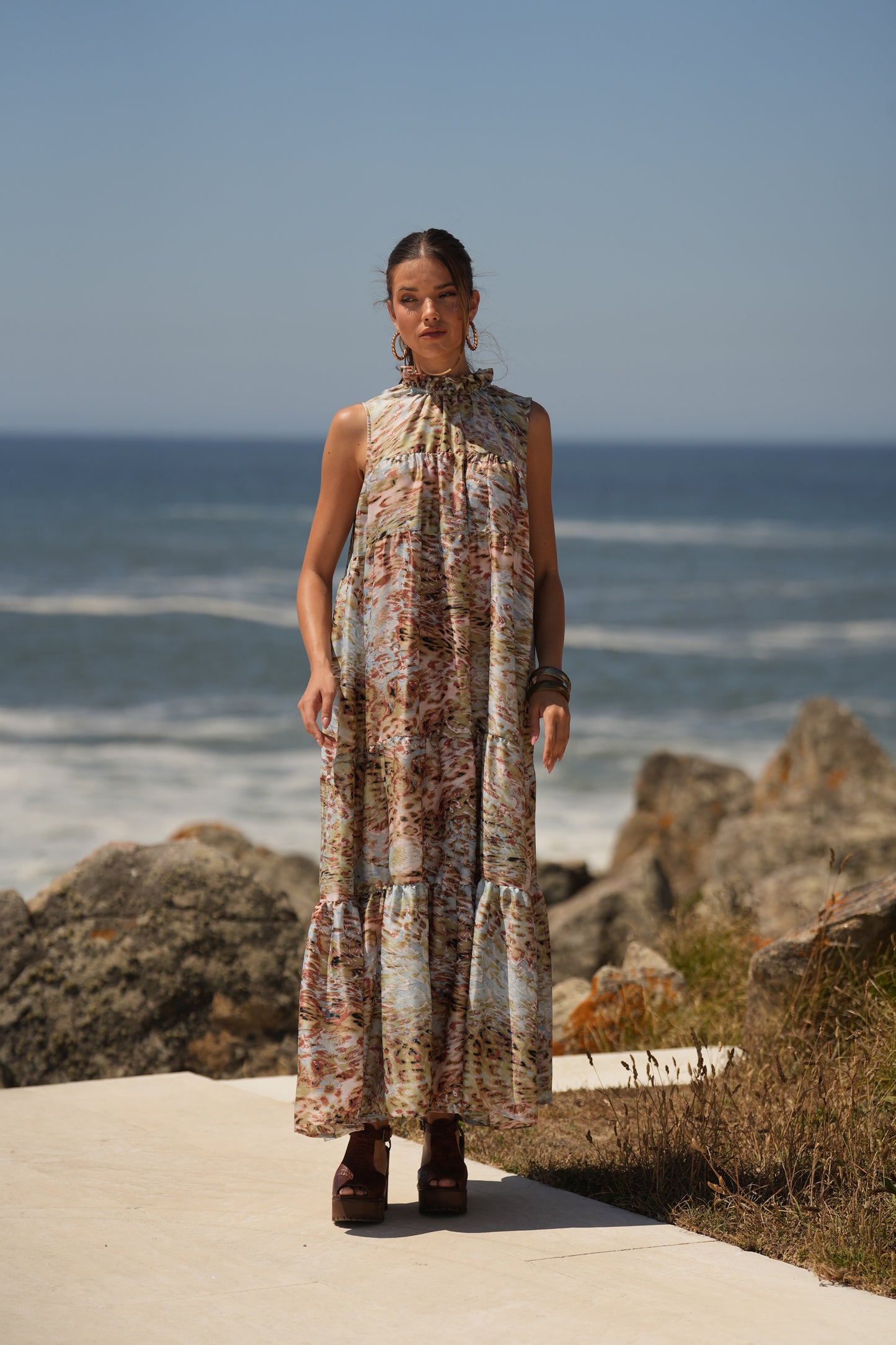 Vestido comprido em seda estampada