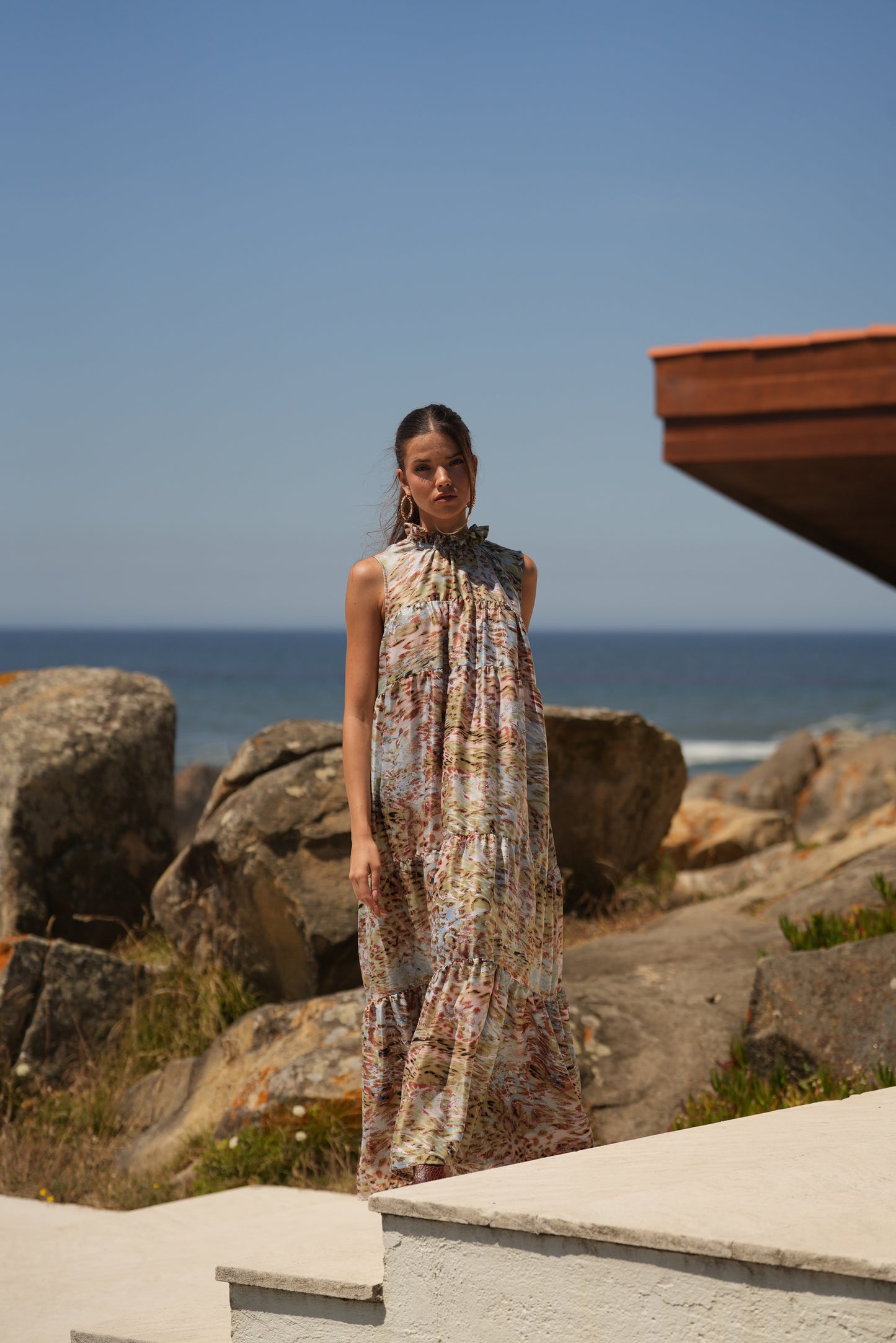 Vestido comprido em seda estampada