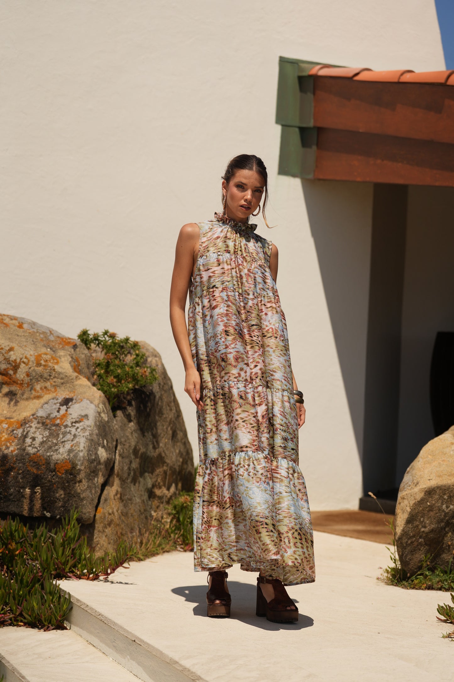 Vestido comprido em seda estampada