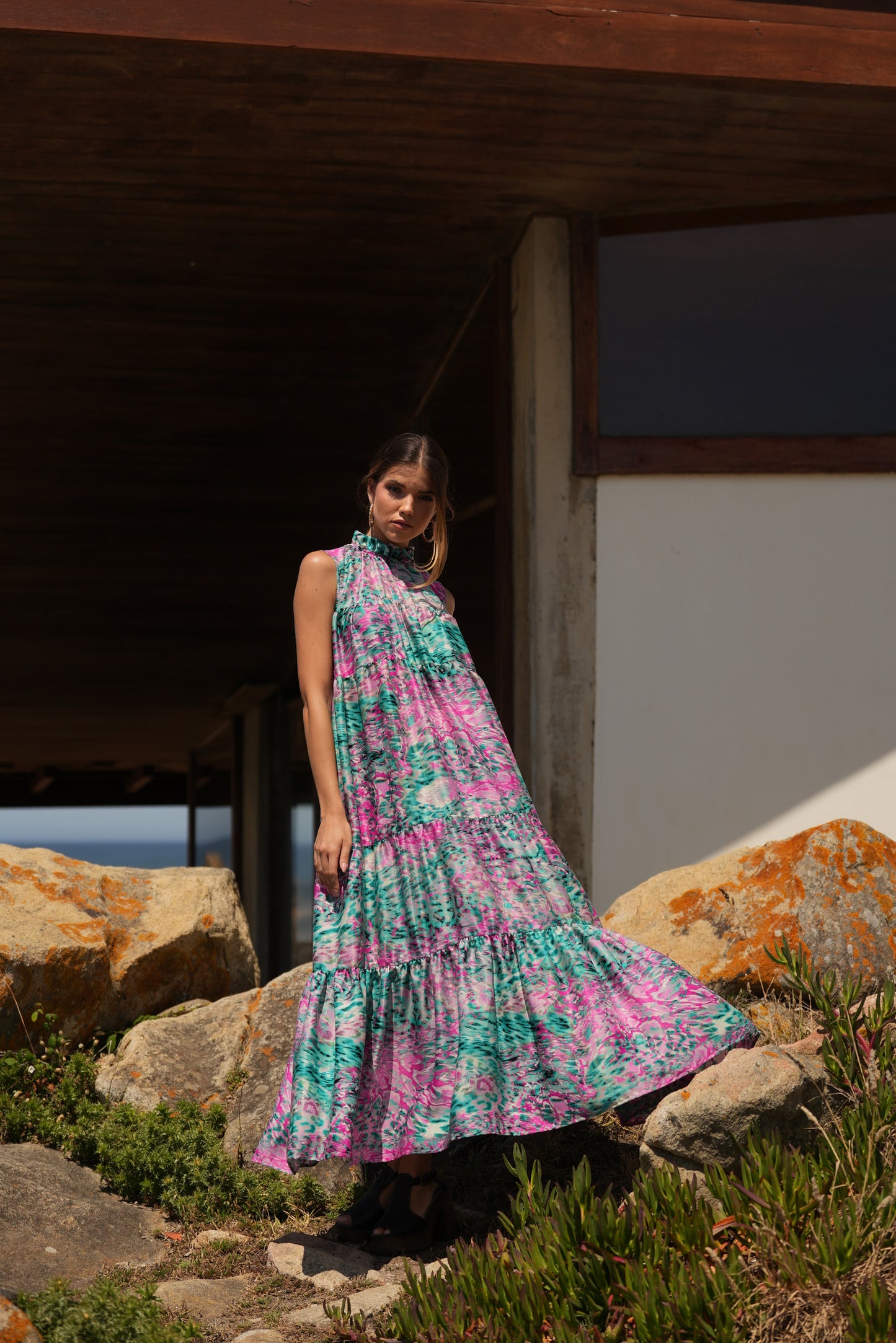 Vestido comprido em seda estampada