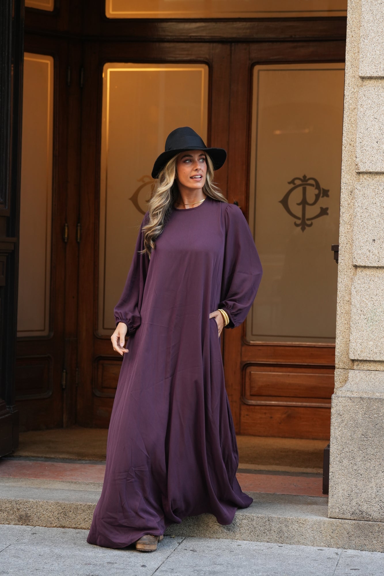 Vestido comprido em viscose bordeaux