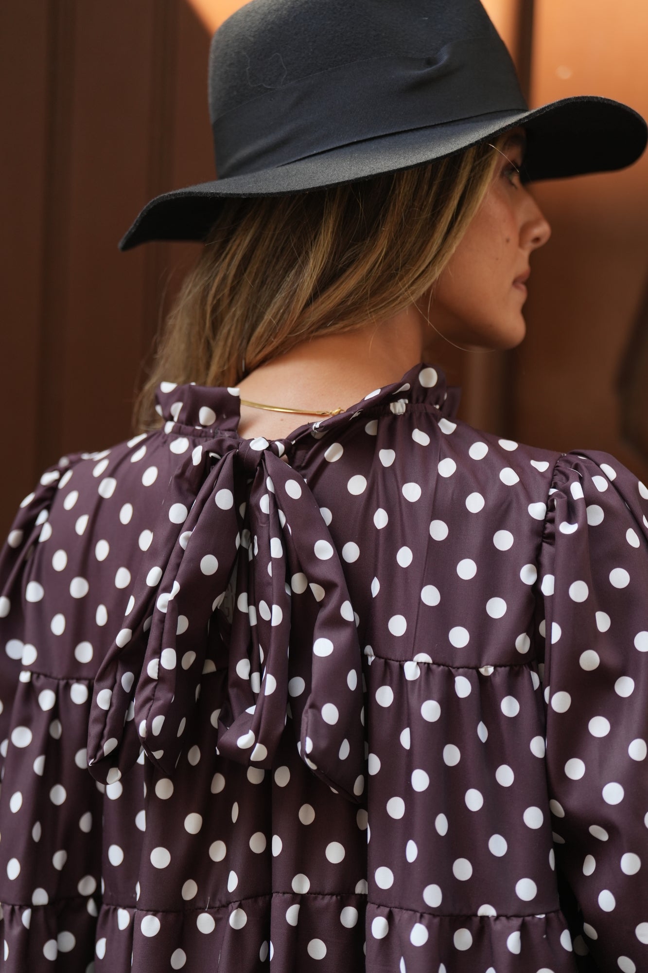 Vestido comprido com folhos