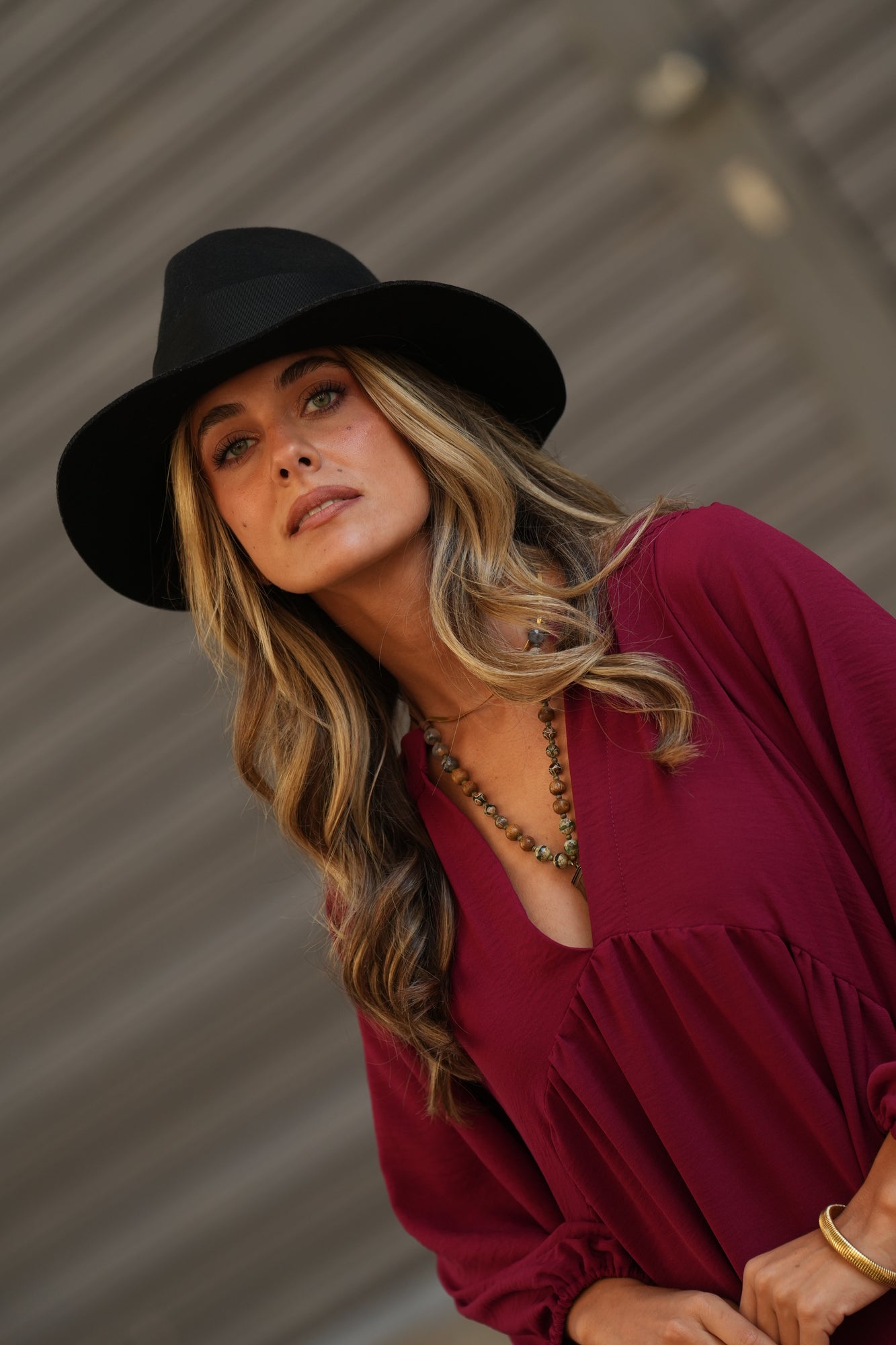 Vestido comprido com folho