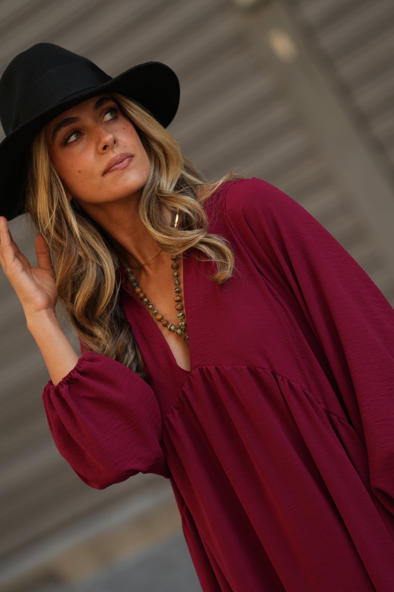 Vestido comprido com folho