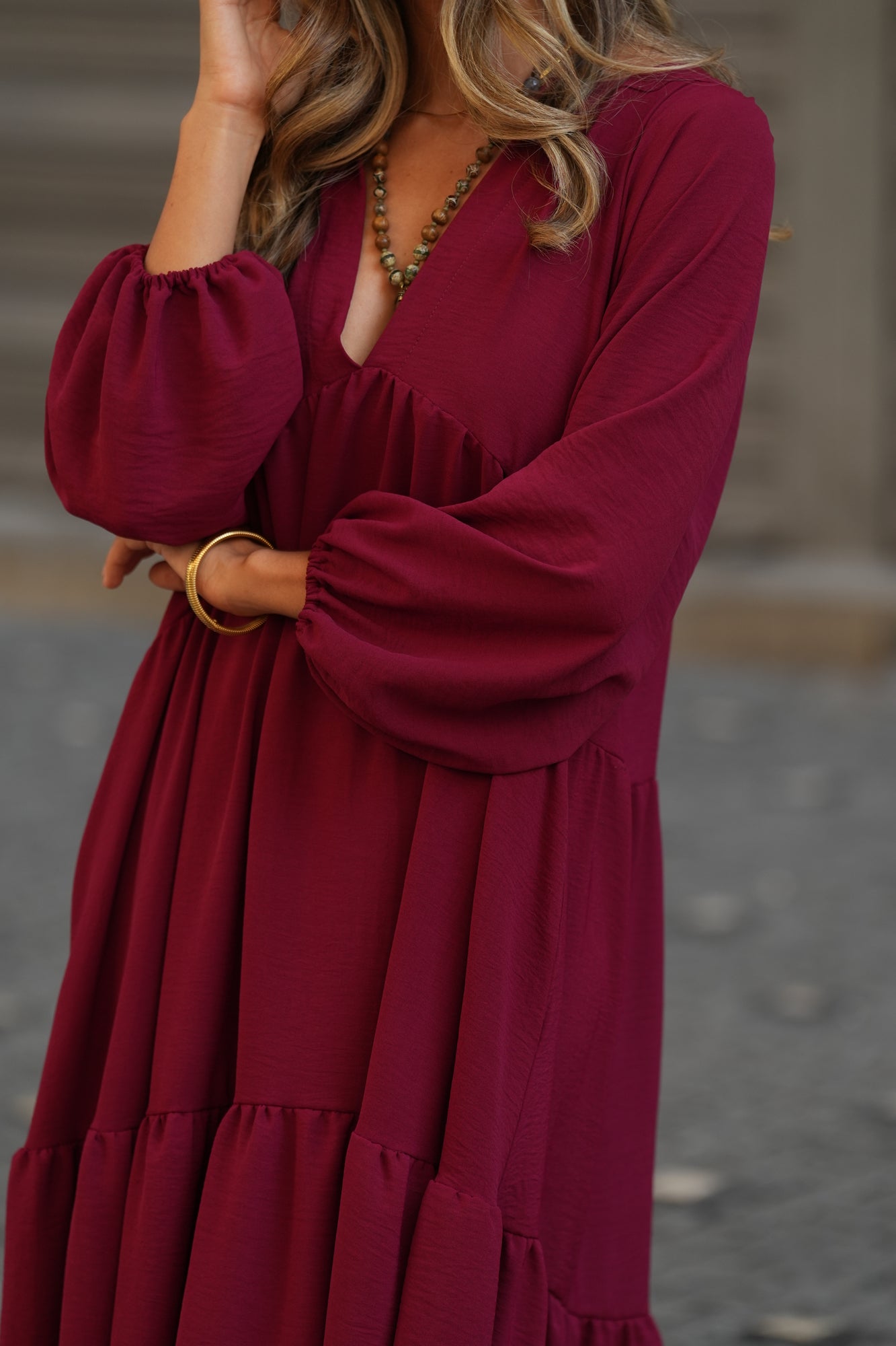 Vestido comprido com folho