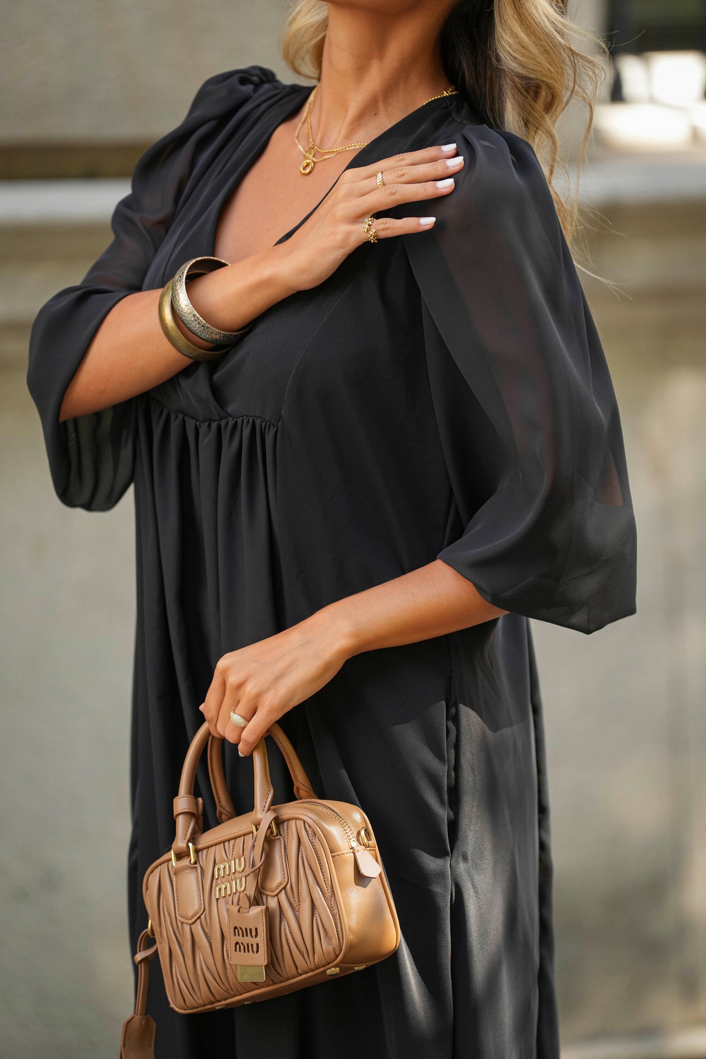 Midi dress in black fabric