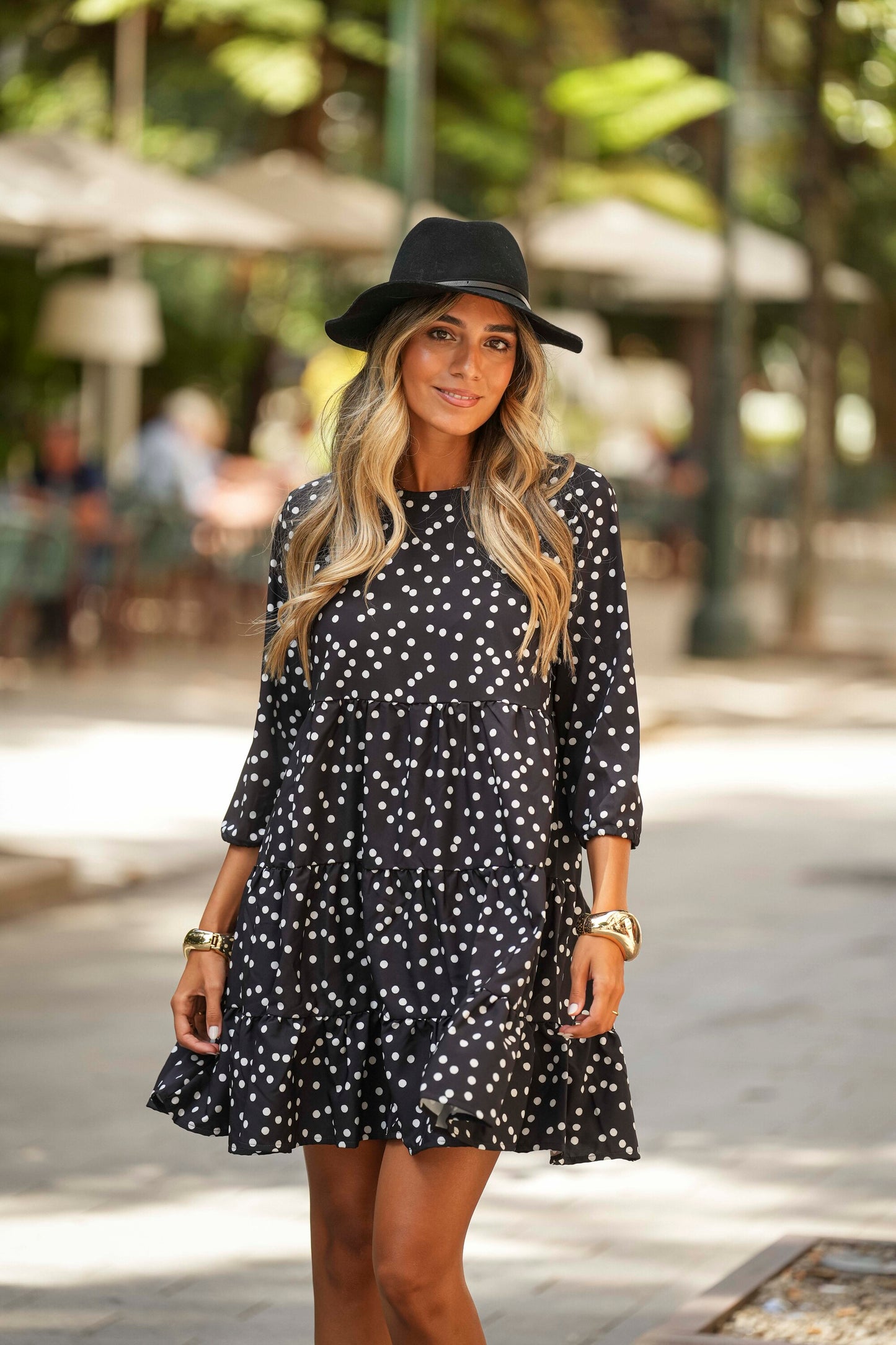 Short printed dress with polka dots