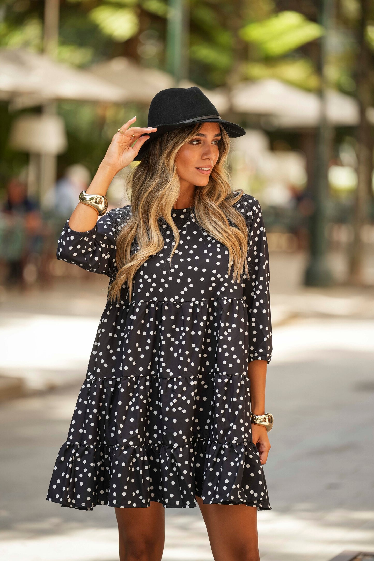 Short printed dress with polka dots