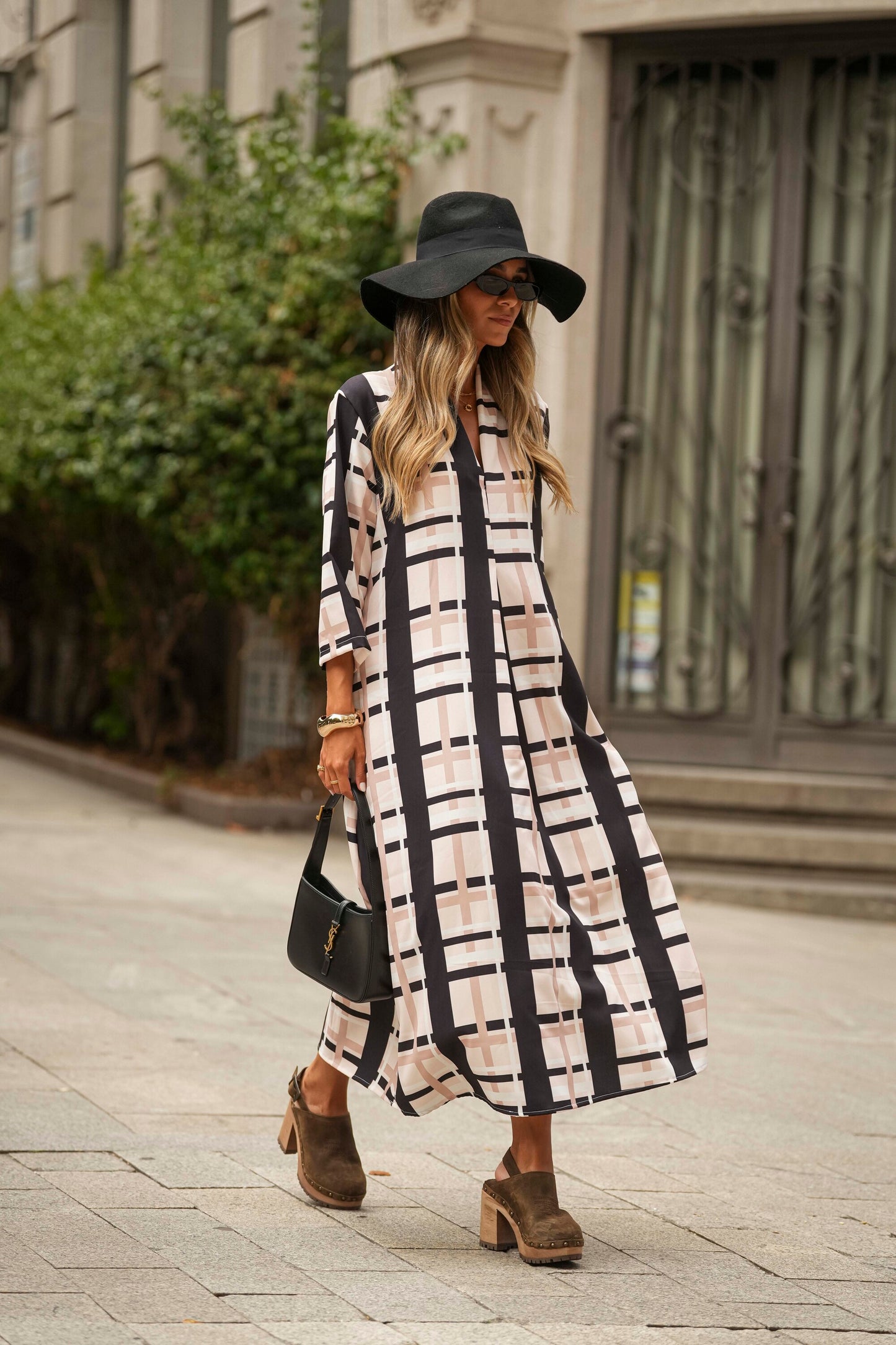 Long dress in printed knit