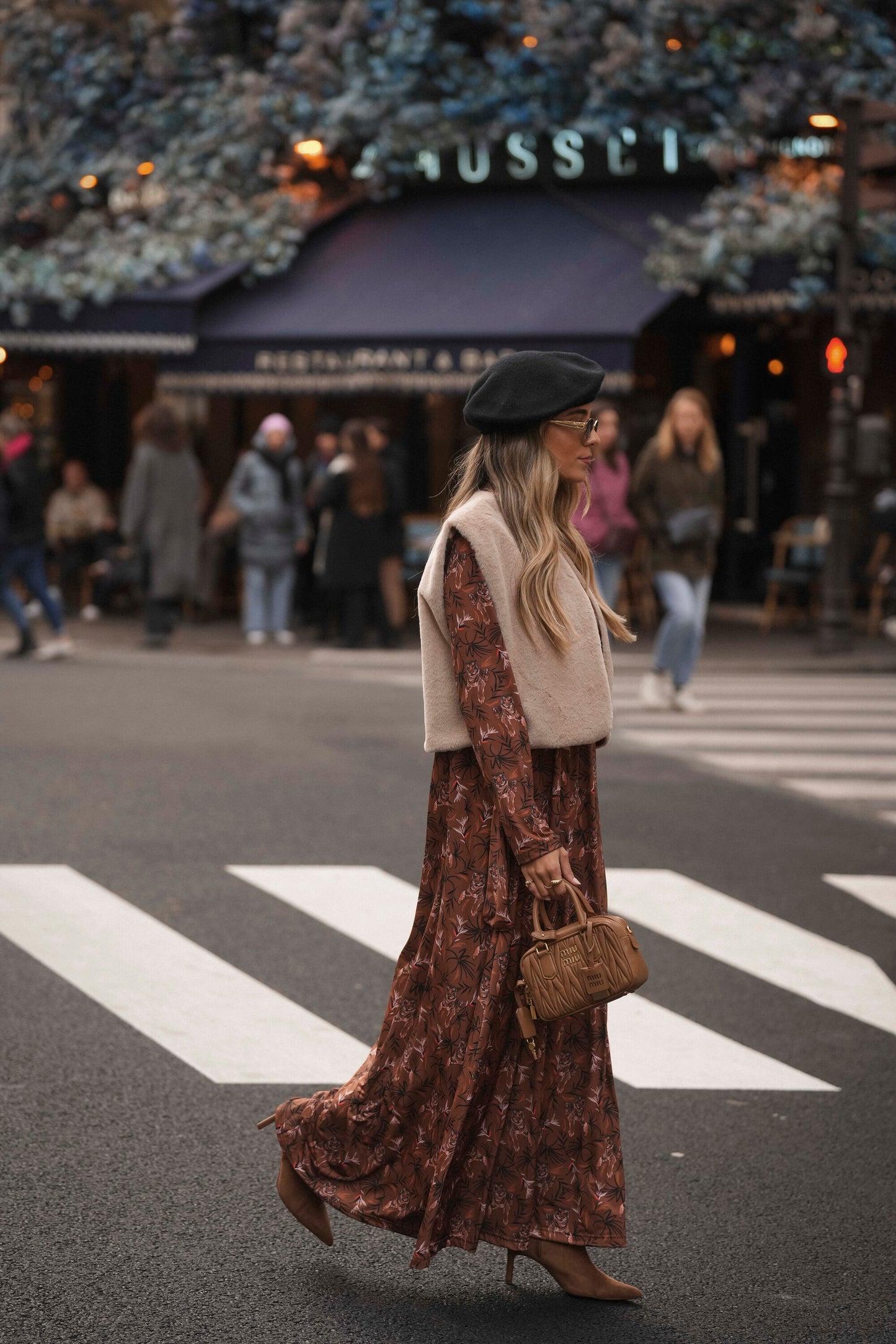 Vestido comprido em malha estampada