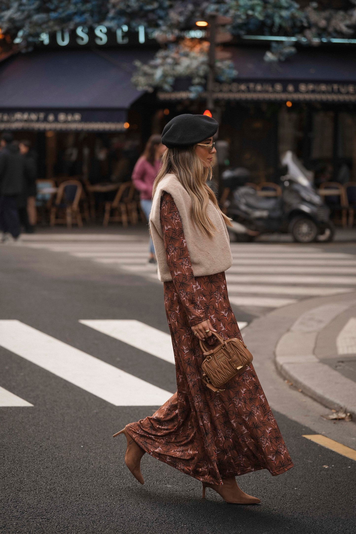 Vestido comprido em malha estampada