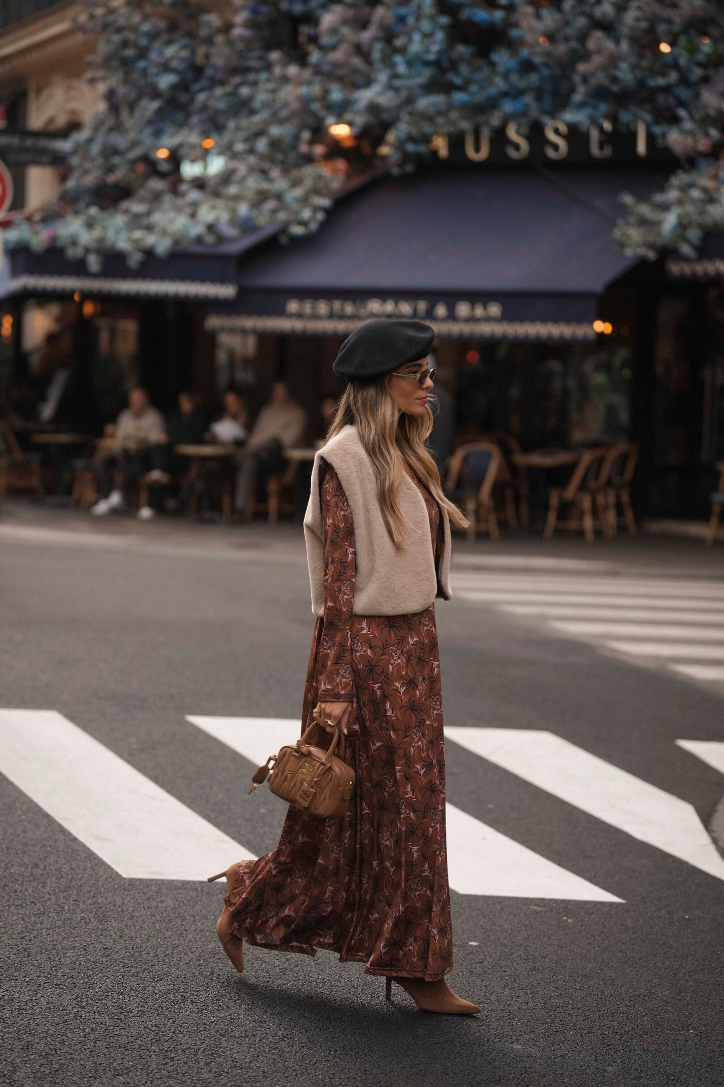 Vestido comprido em malha estampada