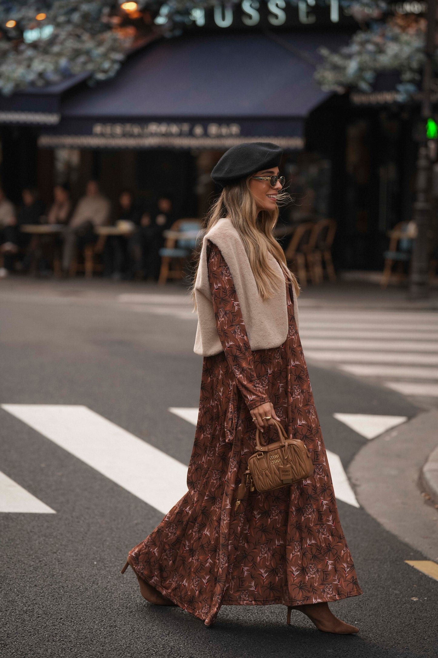 Vestido comprido em malha estampada