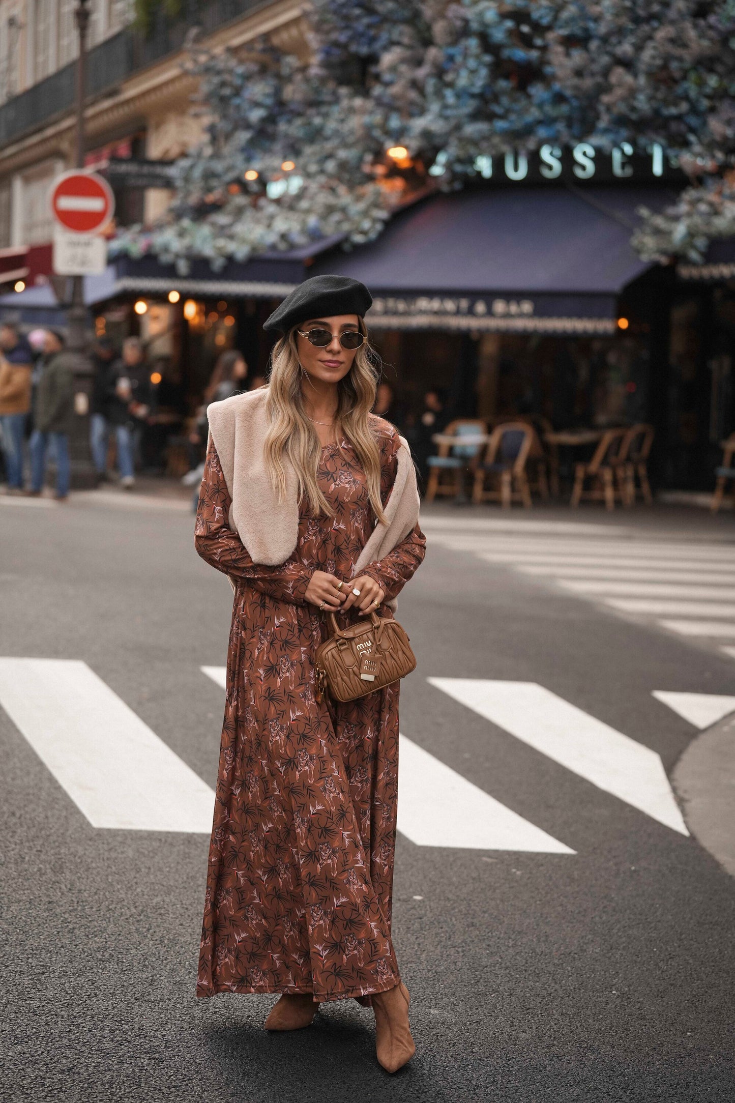 Vestido comprido em malha estampada