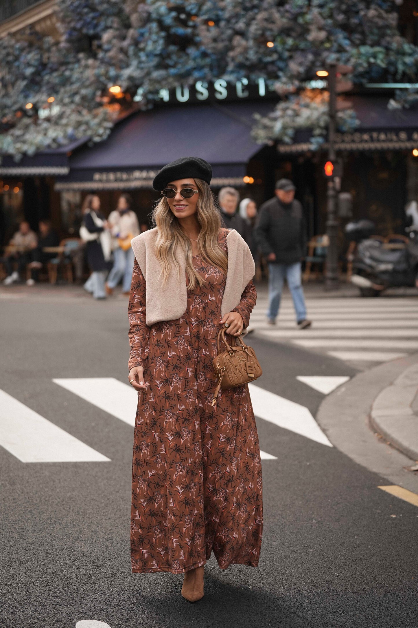 Vestido comprido em malha estampada