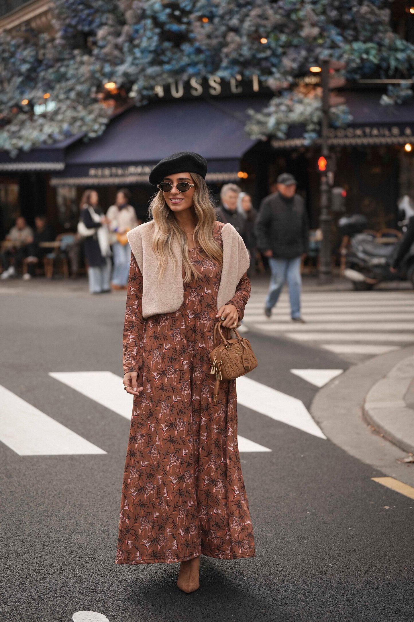 Vestido comprido em malha estampada