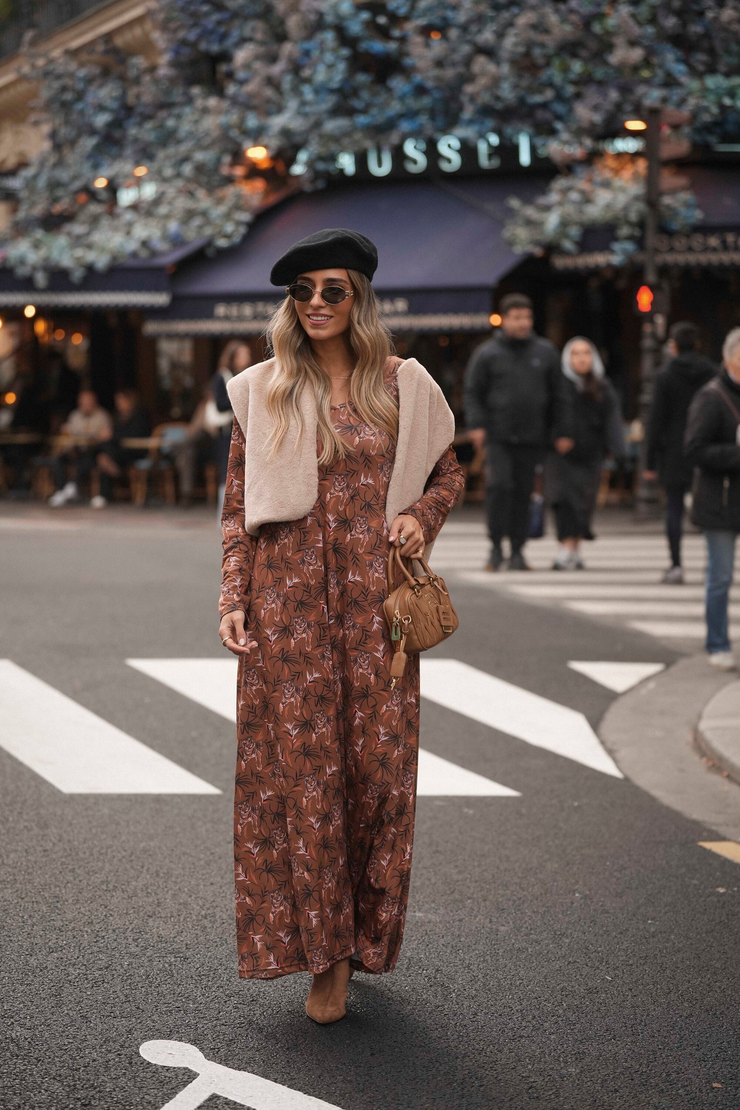 Vestido comprido em malha estampada