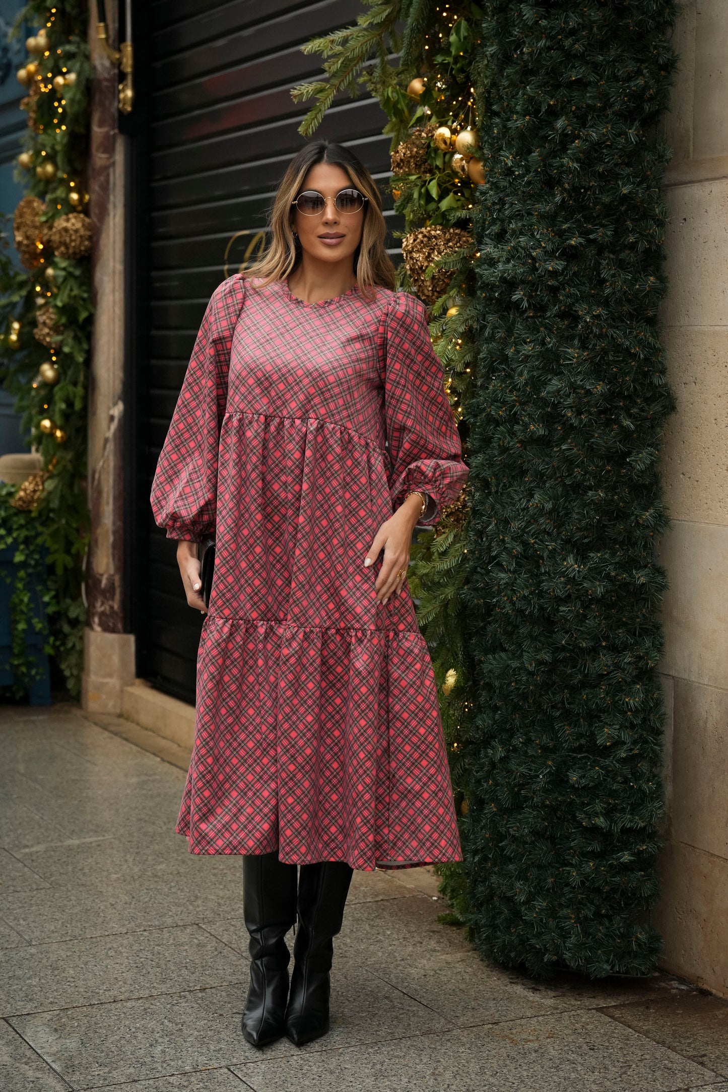 Vestido comprido com folhos em bombazine