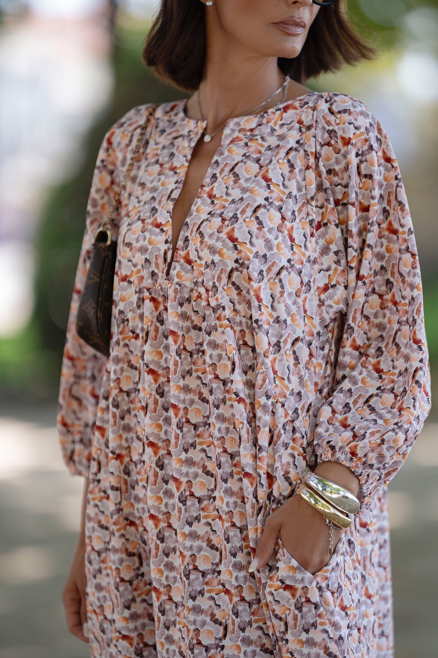 Vestido comprido com folho