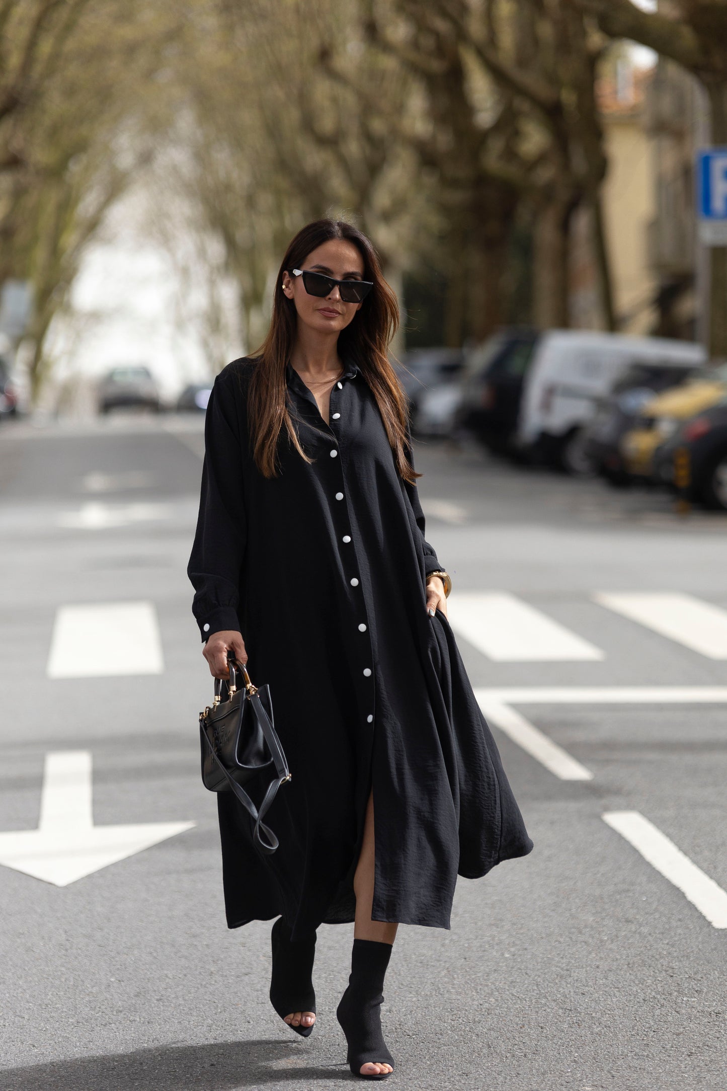 Vestido camisero en negro