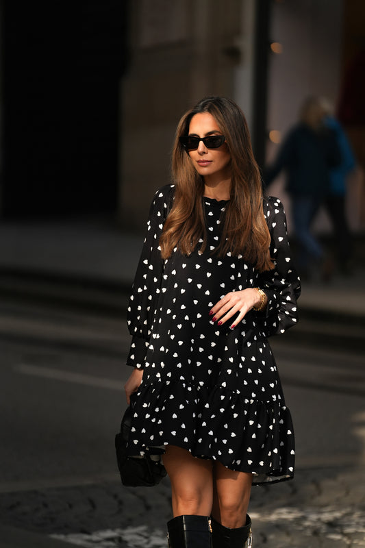 Vestido curto com folho