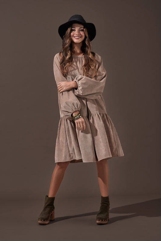 <transcy>Vestido corto de pana</transcy>